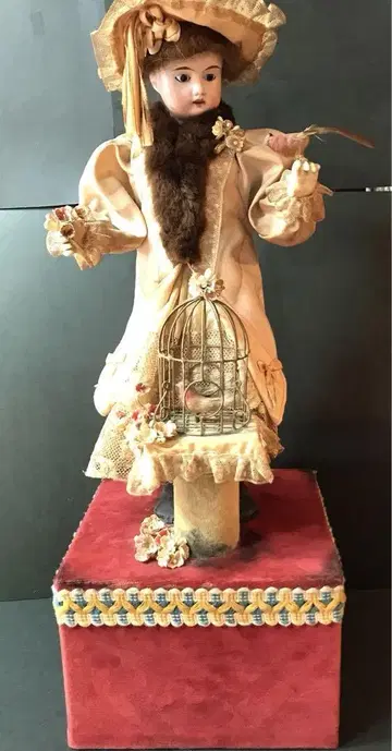 앤티크 독일제 비스크 인형 오토마타