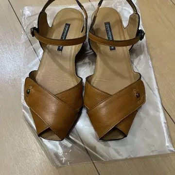 라보키고시 웍스 샌들