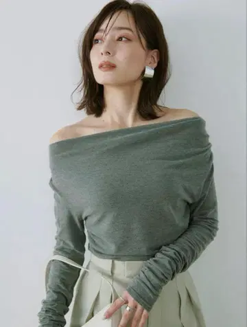 선착순! 아앙스 개더 드레이프 컷 상의