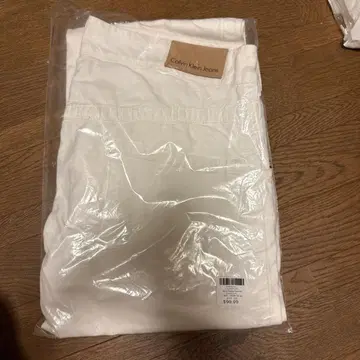 Calvin Klein Jeans 화이트 팬츠 새상품 호주에서 구매