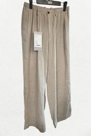 MARKAWARE TRIPLE PLEATED EASY TROUSERS