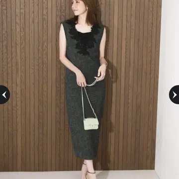 쟈스 레이스 V넥 멜빵 스커트