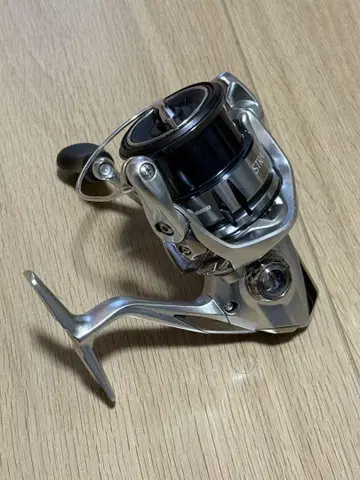 시마노 19 스트라딕 2500shg 스피닝 릴 shimano