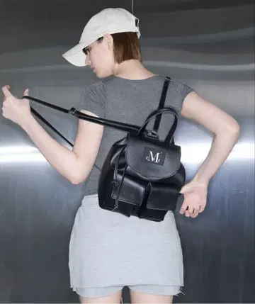 MUCENT 무센트 블랙 백팩