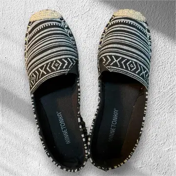 MINNETONKA 우드 샌들 23cm