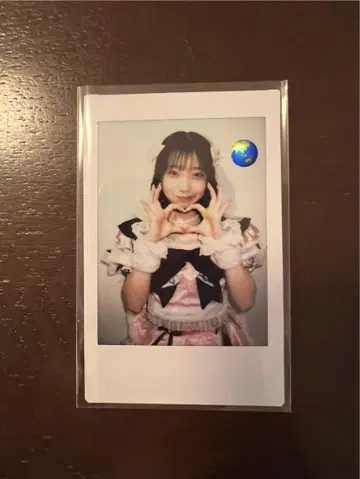 KiSS KiSS 키스키스 아이돌 나루하 월드 폴라로이드
