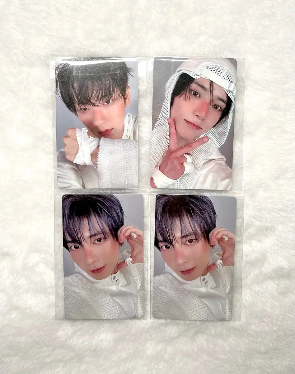 This price only today, sealed, quick sale!! TXT Star Chapter: ACT. SWEET MIRAGE dance practice photo card