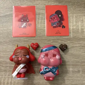 popmart crybaby kiss kiss devil 피규어