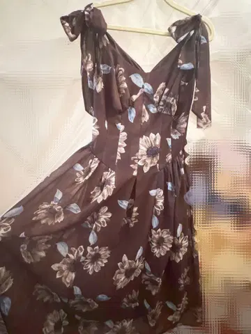 Herlipto Sunflower-Printed Midi Dress M