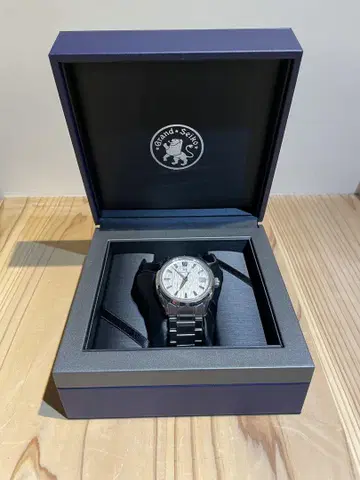 Grand Seiko SLGH005 하이비트 시라카바