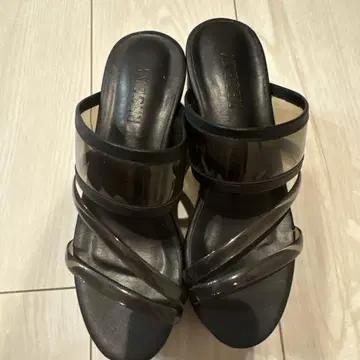 새상품급 리젝시 클리어 웨지 샌들