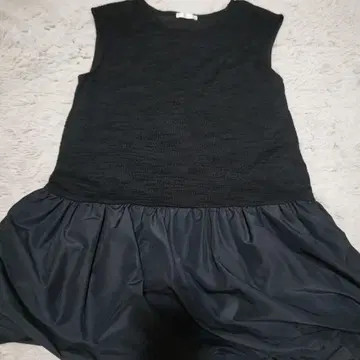 ESTINATION 블랙 슬리브리스 튜닉