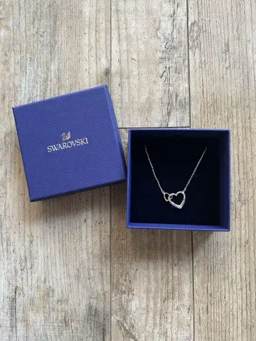 Swarovski 실버 하트 모양 목걸이