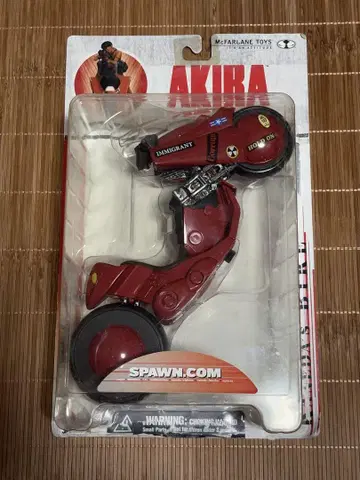 맥팔렌 카네다 바이크 AKIRA 액션 피규어