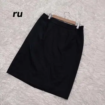 [아르유] 스트라이프 패턴 플레어 스커트 네이비 오피스 캐주얼