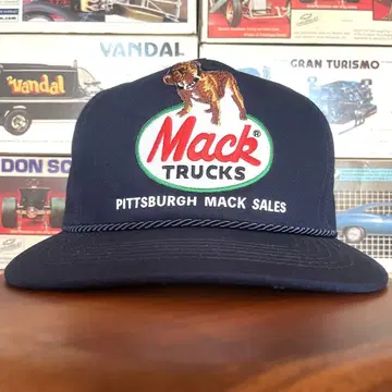 새상품 캡 MACK trucks 네이비 트래커캡