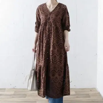 새상품 어반 리서치 사니 라벨 컷워크 레이스 원피스 브라운