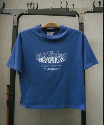 DWS 10YEARS GLOW IN THE DARK-PRINT TEE_