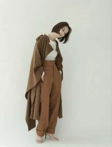 [미사용] louren 허리 벨트 하이웨스트 턱 팬츠 카멜 M