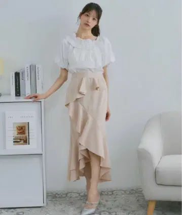 TITTY&CO. 랩 프릴 스커트