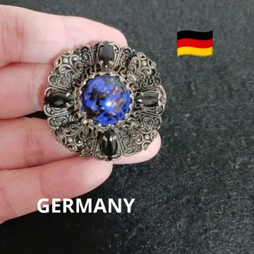 GERMANY 제 꽃 모양 브로치