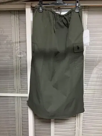 폴로 롱 스커트