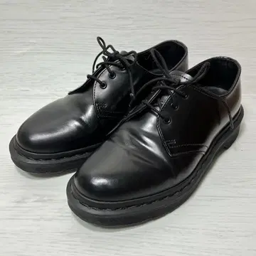 [새상품급] Dr. Martens 1461 MONO 3홀 신발 UK4