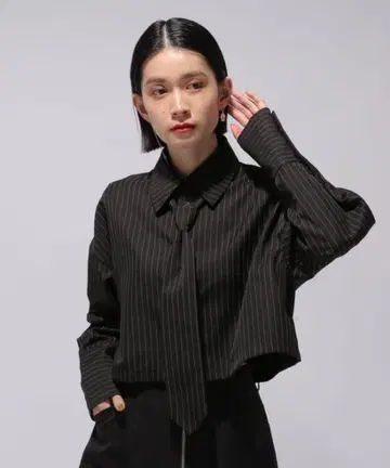 HARE 이소재 넥타이 숏 셔츠 스트라이프 블랙