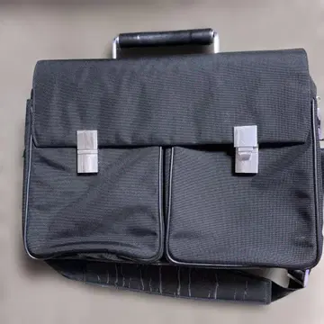 새상품급 Porsche Design 비즈니스 백 블랙 대용량 2WAY