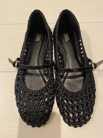 zara 메쉬 플랫슈즈 37 스트랩