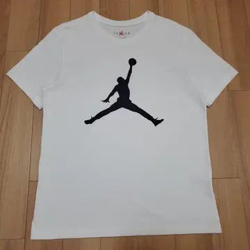 새상품급 JORDAN BRAND 점프맨 티셔츠