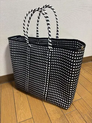 레트라 메르카도 백