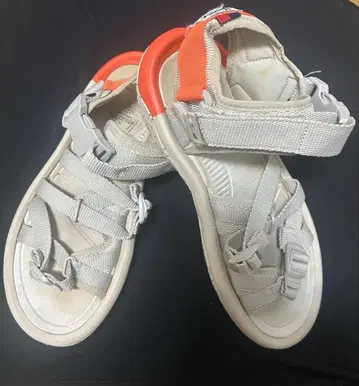 Teva x Herschel 스포츠 샌들