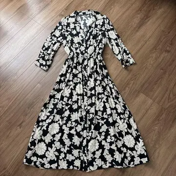 ZARA 꽃무늬 롱 원피스 긴팔