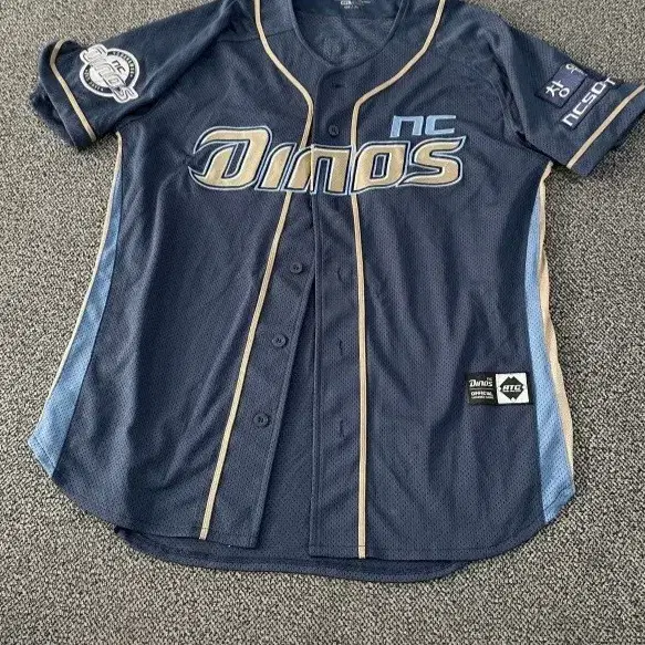 NMIXX | 엔믹스 kyujin Baseball Uniform for Sale on Bunjang
