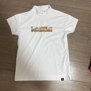 New Balance 하이넥 셔츠 화이트