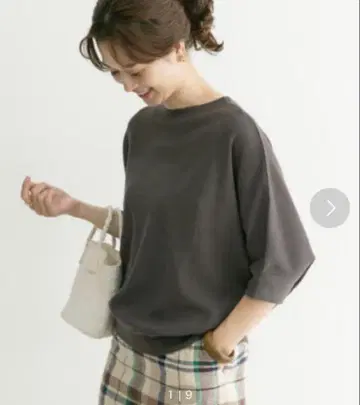 턱 플라이스 와이드 T셔츠 돌먼 슬리브 풀오버