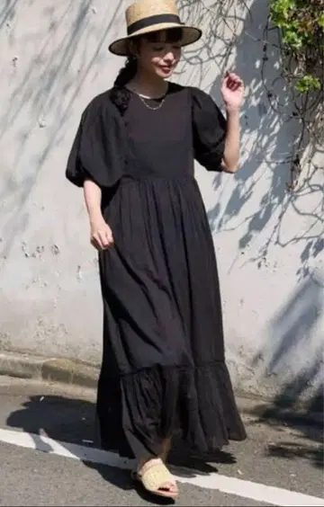 프릭스스토어 인도 보일 백 오픈 퍼프 슬리브 원피스