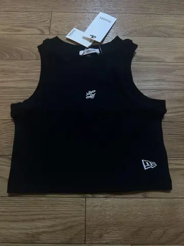 미사용 새상품 [SNIDEL | NEW ERA] 콜라보 탱크탑