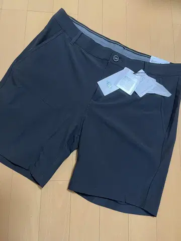 Puma 숏팬츠 블랙 L [미사용 새상품]
