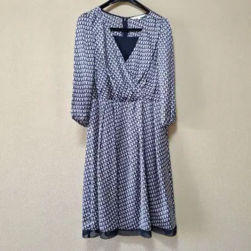 NATURAL BEAUTY 긴팔 카슈쿨 원피스 리본 부착 38 (M)
