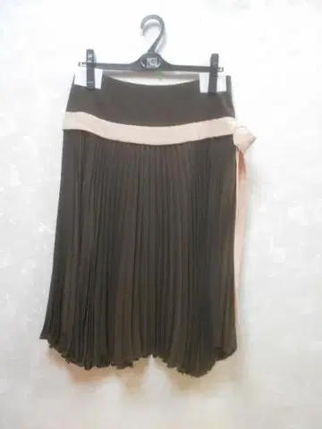살바토레 페라가모 이탈리아제 플리츠풍 어른 스커트