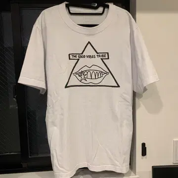 [새상품급] sacai THE GOOD VIBES TRIBE 티셔츠