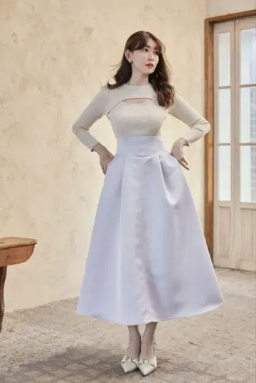 her lip to High Waist Satin Volume Skirt