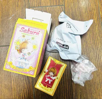 POPMART 카드캡터 사쿠라 클리어 카드 편