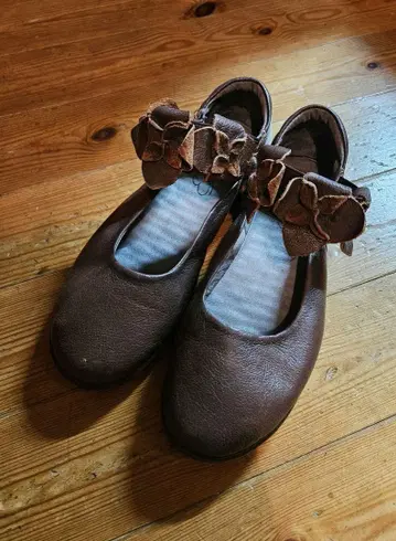 에스타시온 가죽 신발 23.5cm 브라운 플라워
