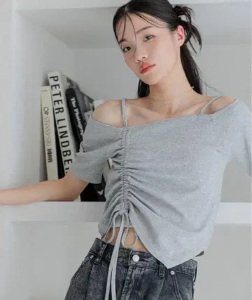 그레이 루즈핏 상의