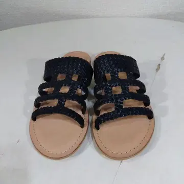 [ 23.5cm ] CEMONY 메쉬 가죽 샌들 블랙 컬러