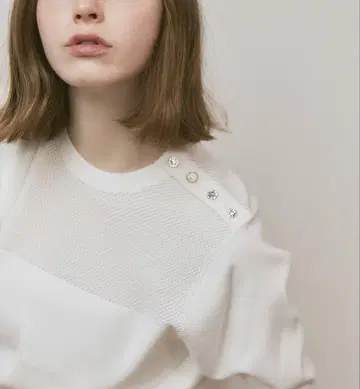 LOULOU WILLOUGHBY 숄더 비쥬 풀오버
