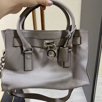 Michael Kors 그레이 핸드백
